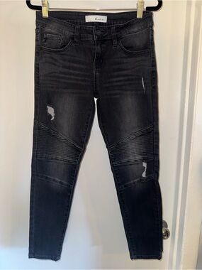KanCan Jeans Size 5/26 Black Distressed Moto Skinny Jeans Faded Biker Denim